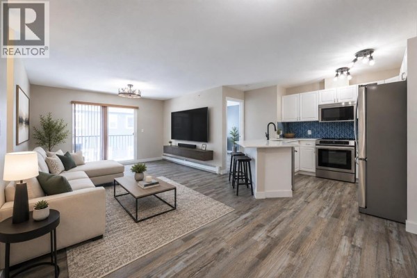 304, 1021 Ross Street, Crossfield, AB, photo 2