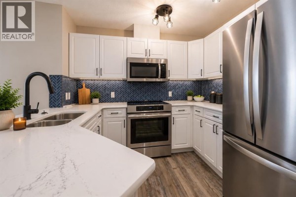 304, 1021 Ross Street, Crossfield, AB, photo 3