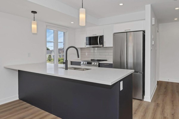 304 - 1124 Gabriel Street, Ottawa, ON K1C1K8 Photo 4
