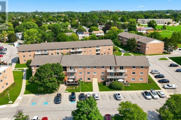 Pantry - 304 - 1582 Ernest Avenue, London South, ON N6B2G5 Photo 4