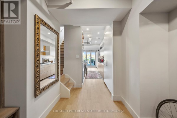 Bedroom - 304 - 1852 Queen Street E, Toronto, ON M4L1H1 Photo 5