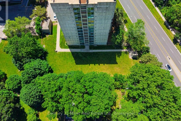 304 - 20 Speers Road, Oakville, ON, photo 3