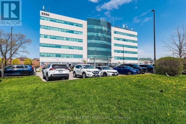 304 - 2250 Bovaird Drive E, Brampton, ON L6R0W3 Photo 2