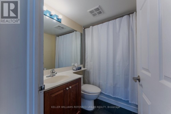 Kitchen - 304 - 230 King Street E, Toronto, ON M5A1K5 Photo 3