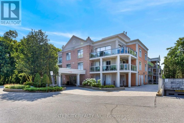Living room - 304 - 245 Pine Grove Road, Vaughan, ON L4L2H7 Photo 2