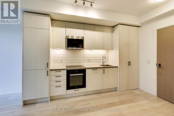 Den - 304 - 2450 Bloor Street W, Toronto, ON M6S0A9 Photo 4