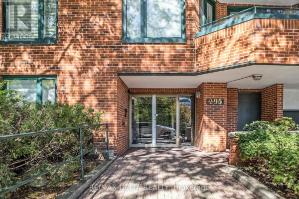 304 - 295 Gilmour Street, Ottawa, ON K2P0P7 Photo 4