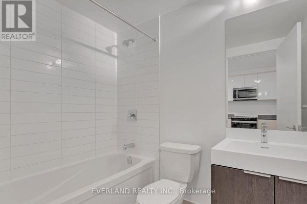 304 - 3100 Keele Street, Toronto, ON M3M0E1 Photo 5