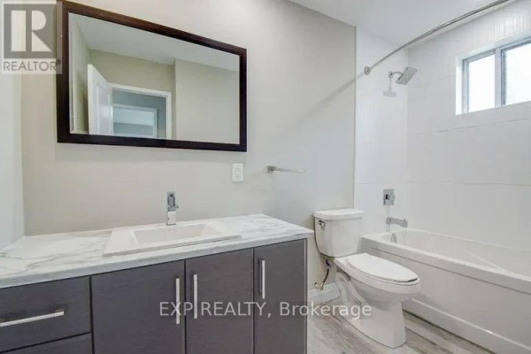 Bedroom - 45 Paisley Boulevard W, Mississauga, ON L5B1E4 Photo 4