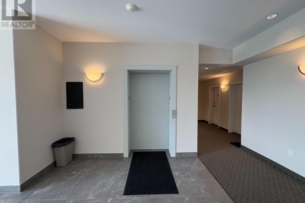 304 - 529 South Pelham Road, Welland, ON L3C0H7 Photo 5