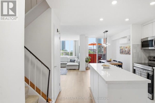304 - 60 Southport Street, Toronto, ON, photo 2