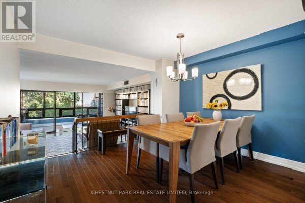 Dining room - 304 - 62 Wellesley Street W, Toronto, ON M5S2X3 Photo 3