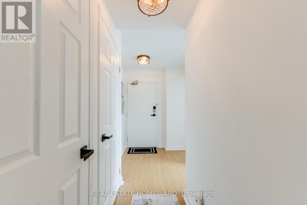 Primary Bedroom - 304 - 716 Kingston Road, Toronto, ON M4E1R7 Photo 4