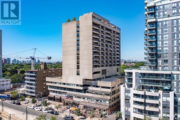 304 - 720 Spadina Avenue, Toronto