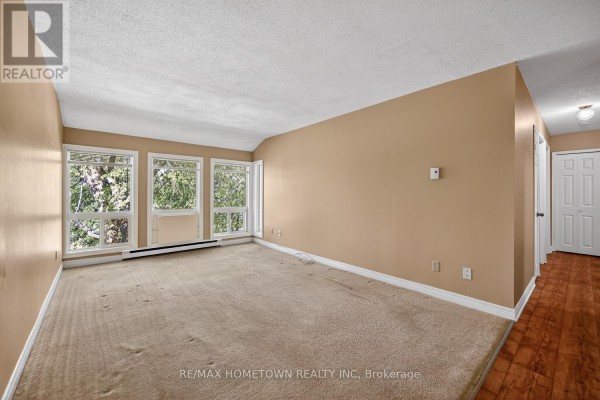 Foyer - 304 - 820 Laurier Boulevard, Brockville, ON K6V6Z2 Photo 4