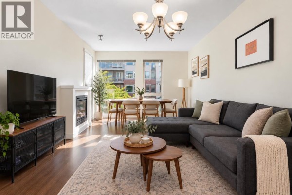 304 119 W 22nd Street Street, North Vancouver, BC V7M0B4 Photo 5