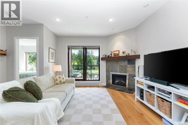 Bedroom - 304 1325 Bear Mountain Pkwy, Langford, BC V9B6T8 Photo 4