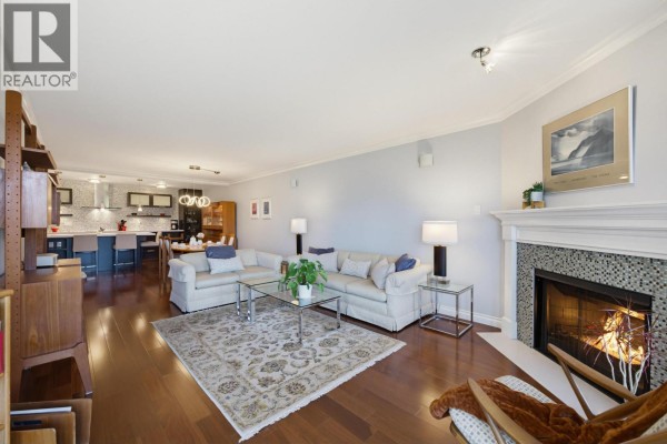 304 1490 Pennyfarthing Drive, Vancouver, BC V6J4Z3 Photo 5