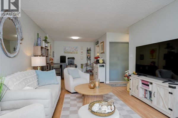 304 1537 Morrison St, Victoria, BC, photo 3