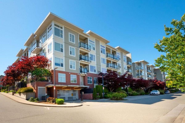 304 15956 86a Avenue, Surrey, BC, photo 2
