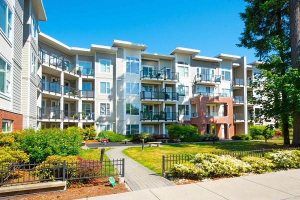 304 15956 86a Avenue, Surrey, BC, photo 3