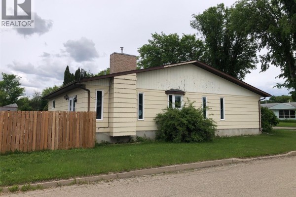 Kitchen - 304 1st Avenue Ne, Preeceville, SK S0A3B0 Photo 4