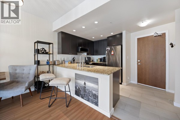 304 225 Francis Way, New Westminster, BC V3L0G1 Photo 2