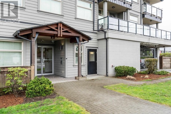 304 22858 Lougheed Highway, Maple Ridge, BC V2X2V6 Photo 4