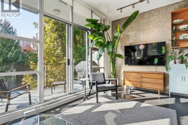 304 2635 Prince Edward Street, Vancouver, BC V5T4V7 Photo 4