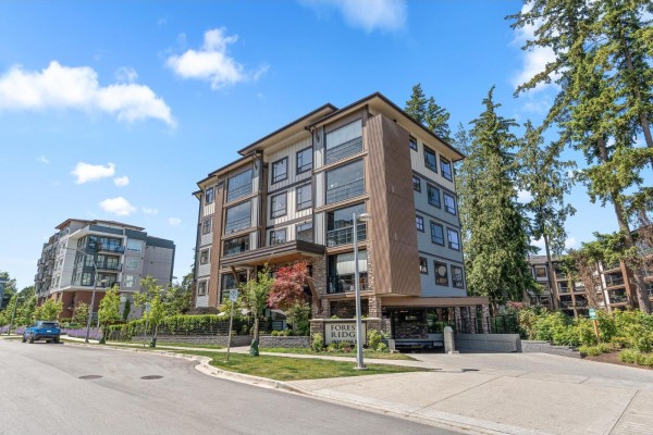 304 3535 146a Street, Surrey, BC V4P0H2 Photo 2