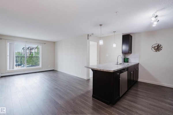 Primary Bedroom - #304 6084 Stanton Dr Sw, Edmonton, AB T6X0Z4 Photo 4