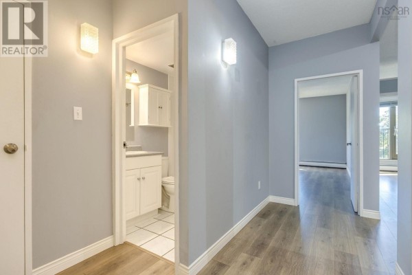4pc Bathroom - 304 6369 Coburg Road, Halifax, NS B3H4J7 Photo 4