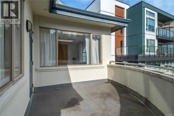 304 871 Island Hwy, Campbell River, BC V9W2C2 Photo 4