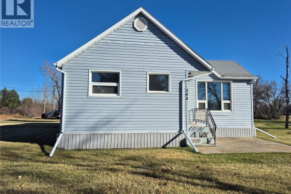 Enclosed porch - 304 Froude Street, Griffin, SK S0C1G0 Photo 3