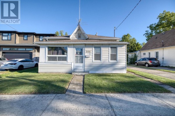 Kitchen - 304 Jarvis Street, Fort Erie, ON L2A2S8 Photo 2