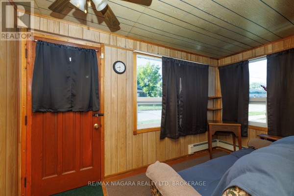 Bathroom - 304 Jarvis Street, Fort Erie, ON L2A2S8 Photo 3
