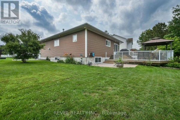 Bedroom 2 - 304 Jv Bonhomme Boulevard, Timmins, ON P4P1H5 Photo 4