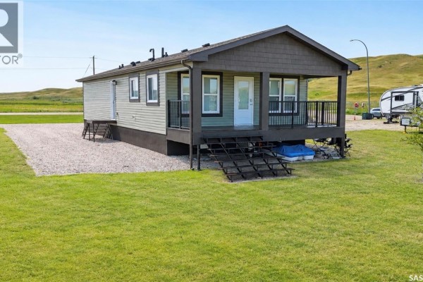 304 Marina Drive, Lac Pelletier, SK, photo 2