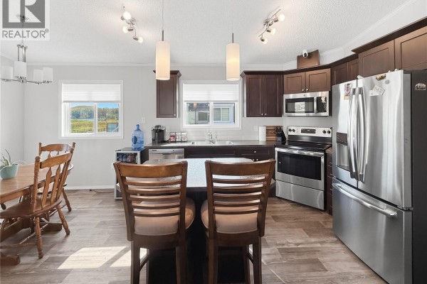 4pc Bathroom - 304 Marina Drive, Lac Pelletier, SK S0N2Y0 Photo 4