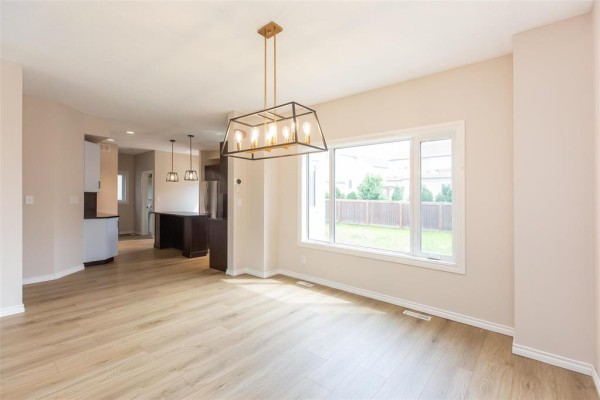 Primary Bedroom - 304 Oak Lawn Road, Winnipeg, MB R3Y0H7 Photo 4