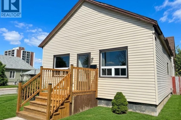 304 Parent Avenue Unit# 2, Windsor