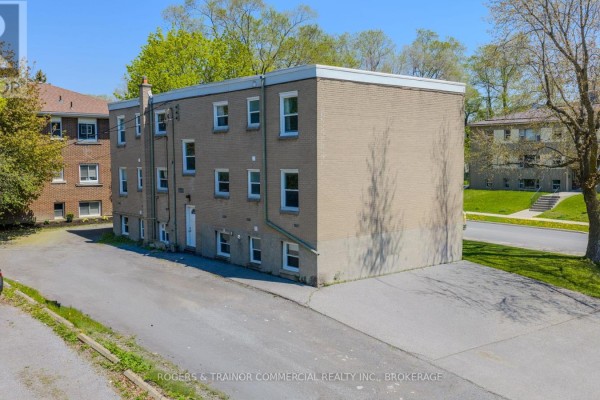 304 Yonge Street, Kingston, ON K7M1G7 Photo 5