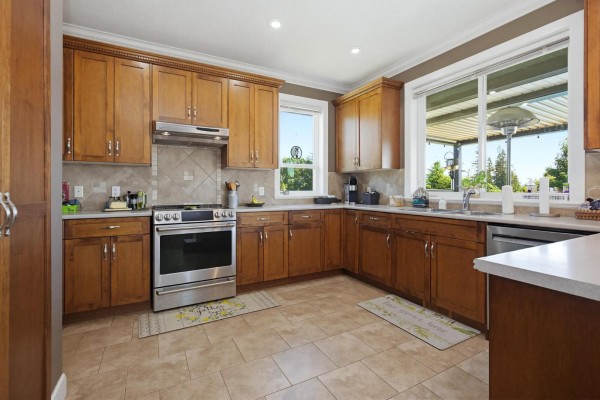 30420 Dewdney Trunk Road, Mission, BC V4S1C3 Photo 5