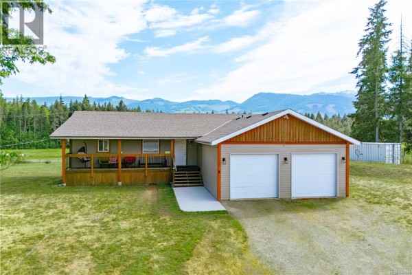 Den - 3044 Alberni Hwy, Hilliers, BC V9K1X3 Photo 5