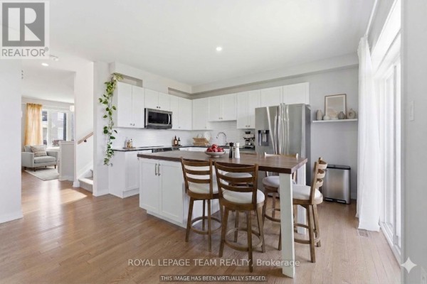 3048 Travertine Way, Ottawa, ON, photo 2