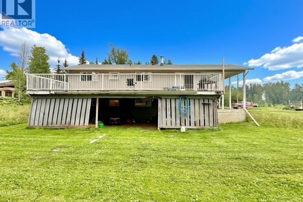 Kitchen - 3049 Campbell Avenue, Horsefly, BC V0L1G0 Photo 2