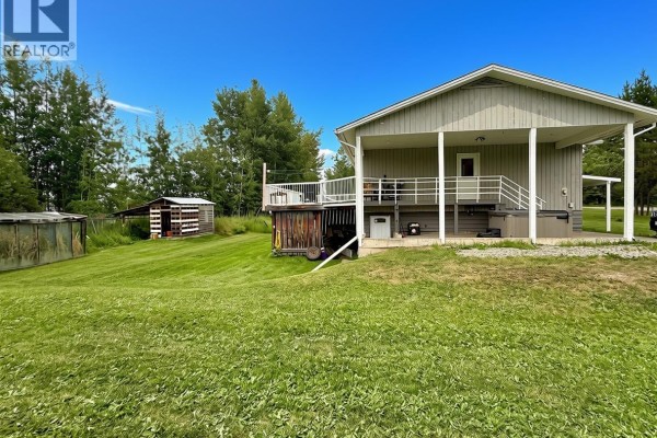 Bedroom 2 - 3049 Campbell Avenue, Horsefly, BC V0L1G0 Photo 5