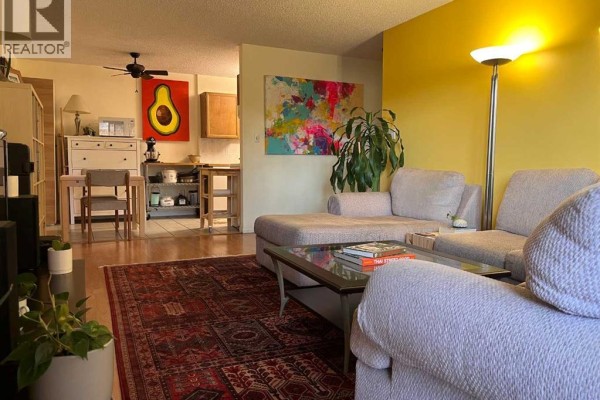 4pc Bathroom - 305, 1033 15 Avenue Sw, Calgary, AB T2R0S5 Photo 2