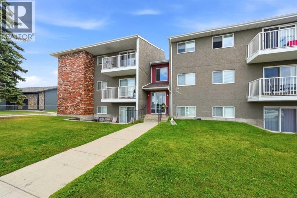 305, 19 Bennett Street, Red Deer, AB, photo 2