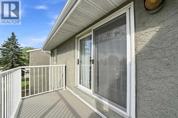 Kitchen - 305, 19 Bennett Street, Red Deer, AB T4R1V3 Photo 4